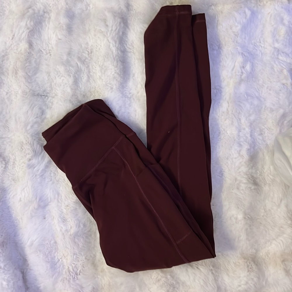 Maroon Iuga Leggings